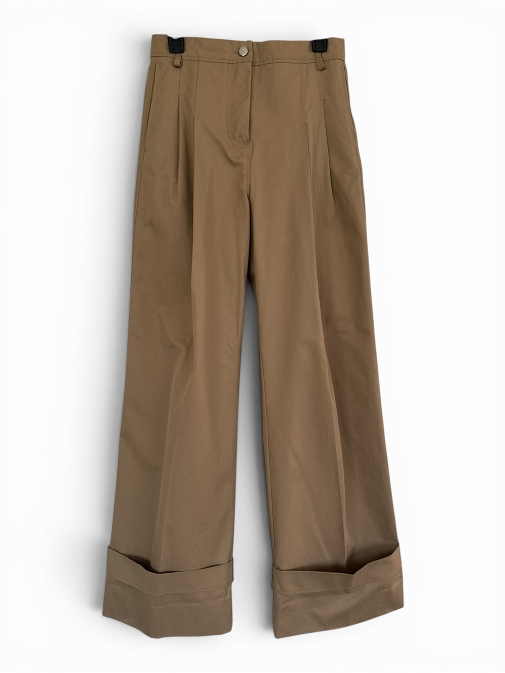 Victoria Beckham High-Rise Wide-Leg Pleated Cotton Twill Trousers in Tan | 4 - Picture 4 of 8
